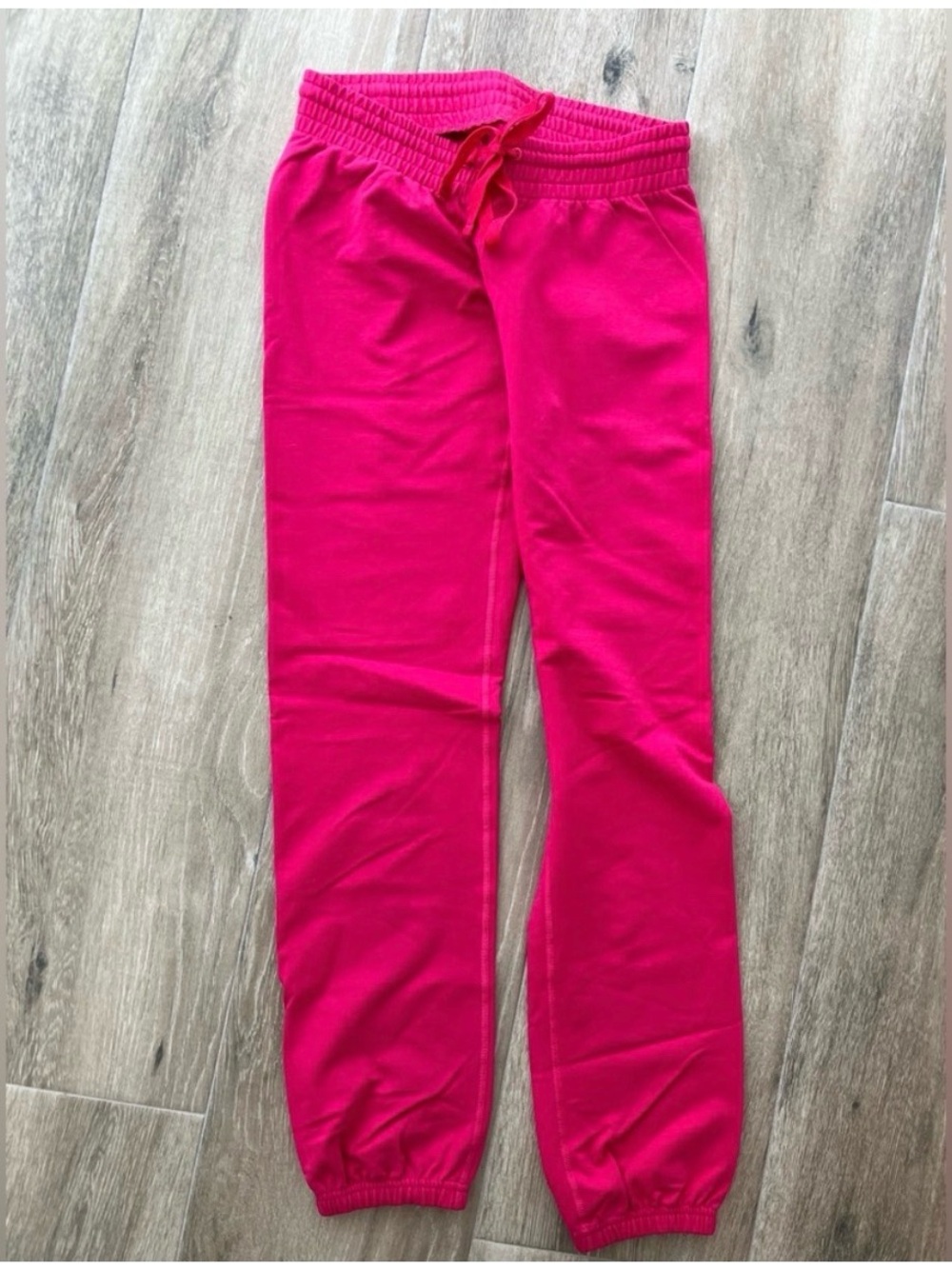 Lululemon pink sweats size 4